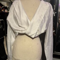 NWOT Pretty Little Thing Blouse