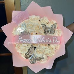 Custom Ramo Buchón Bouquet 