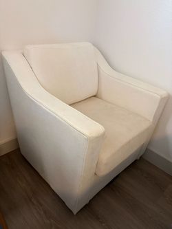 Free swivel chair