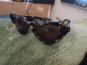 Bottega Veneta Heart-Shaped Cat-Eye Sunglasses