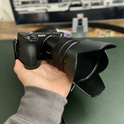 SONY A6500 Mirrorless Camera 4K 24.2 MP + 18-105 G  OSS Lens F/4
