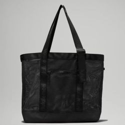 Lululemon Mesh Tote 20L Preowned