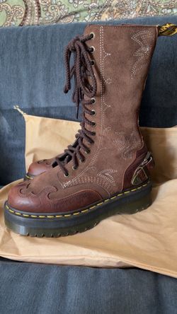 DR. MARTENS 1B99 gothic Americana leather mid calf platform boots