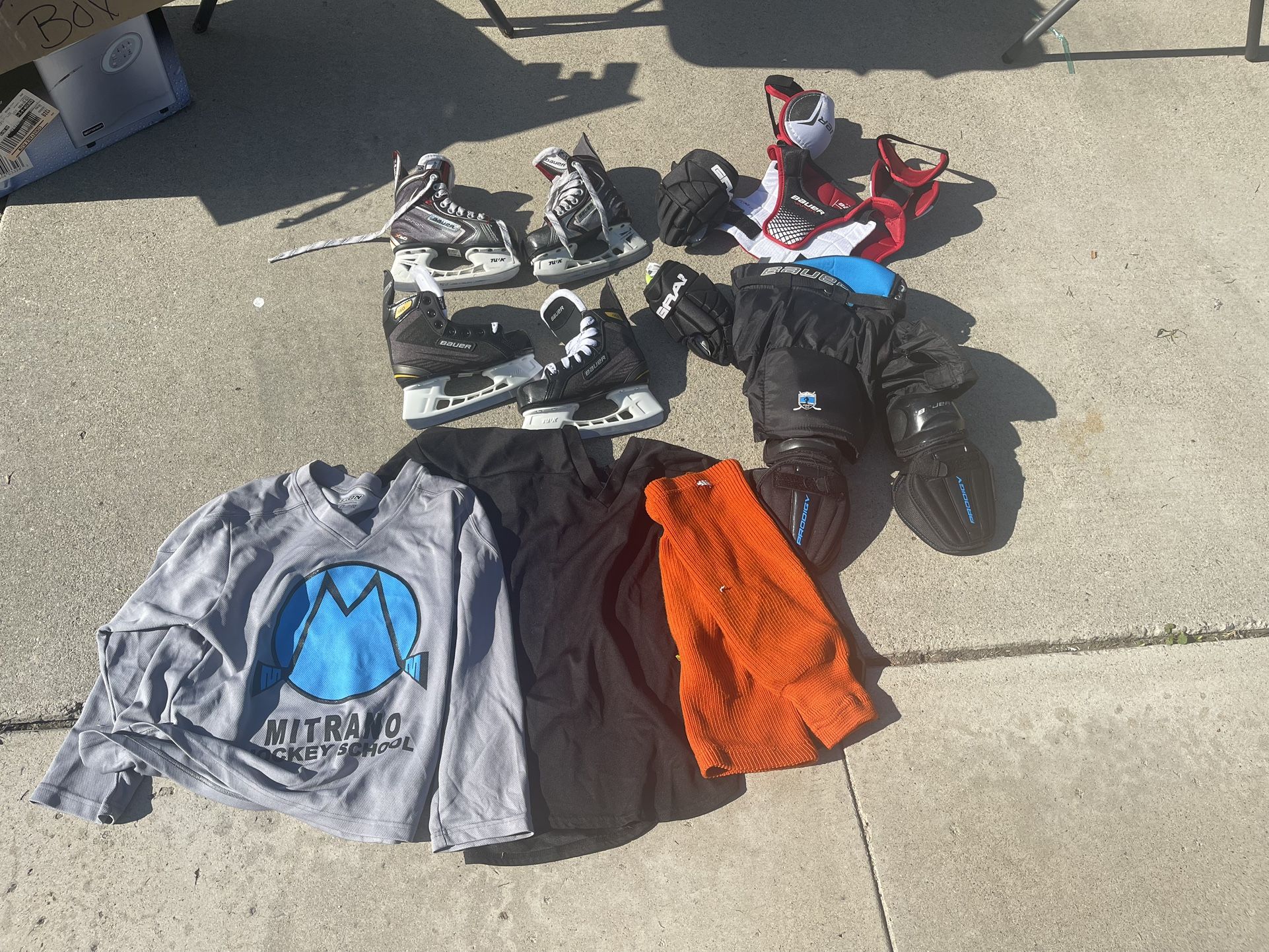 Boys Ice hockey Gear!