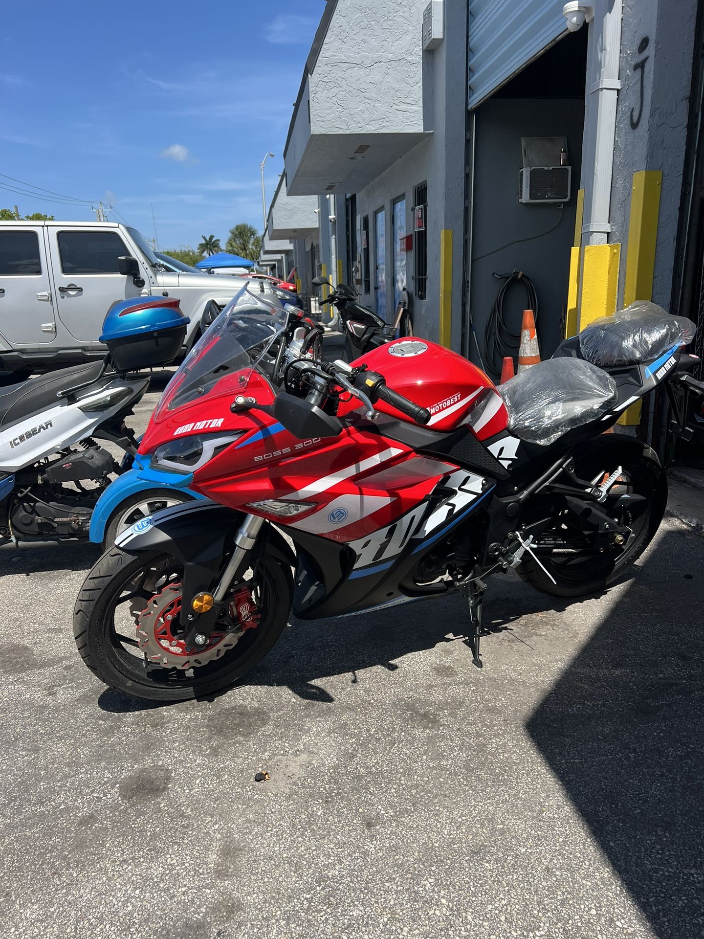 2025 Motorcycle Sport 300cc