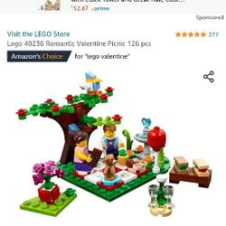 Retired Lego Valentine Day Picnic 🧺 Set
