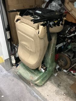 2008-2014 seats front and rear  BMW x5 x6 x7
