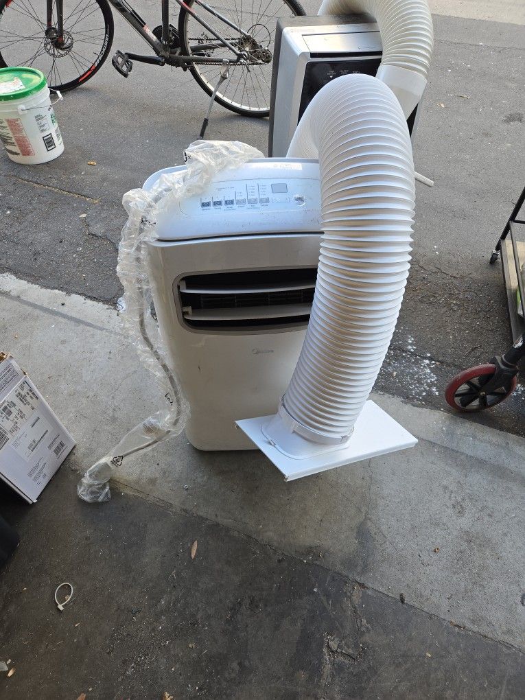 MIDEA Portable AC with Window Attachment