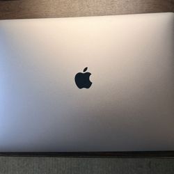 Very Good Condition MacBook Pro 15” Late 2018 16G RAM 256GB SSD