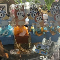 Bluey centerpiece