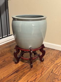 Celadon Ceramic Planter/Pot w/ Wood Stand