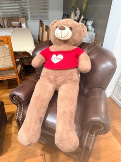 Giant Stuffed Teddy Bear