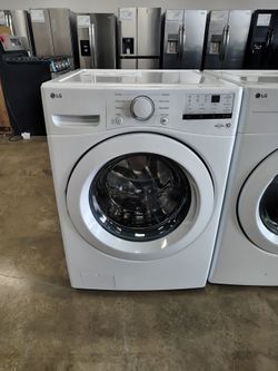LG 4.5 cu ft Ultra Large Front Load Washer