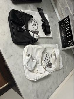 Prada re-edition nylon bag(‼️Limited time offer‼️)