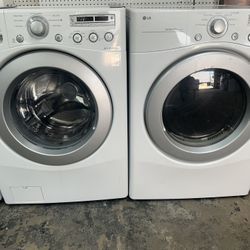 LG front Load Washer Dryer Set 