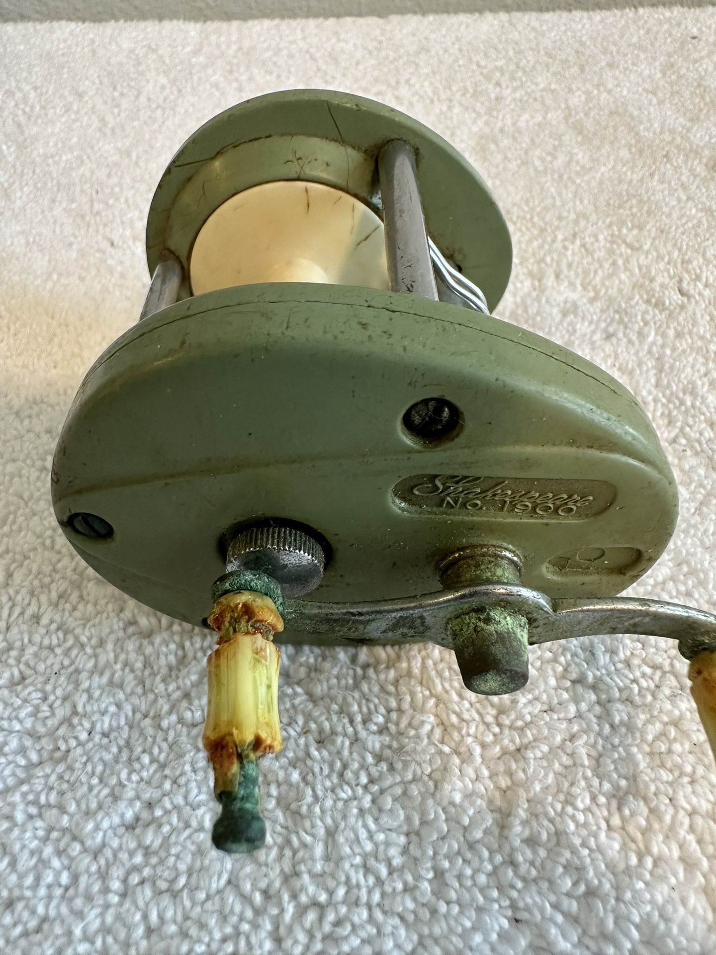 VINTAGE SHAKESPEARE DIRECT DRIVE 1900 MODEL FG FISHING REEL