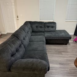 BLACK 2 PIECE SECTIONAL 