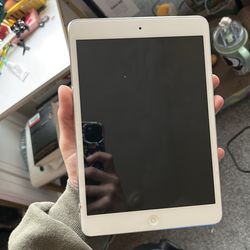 Locked IPad for TRADE