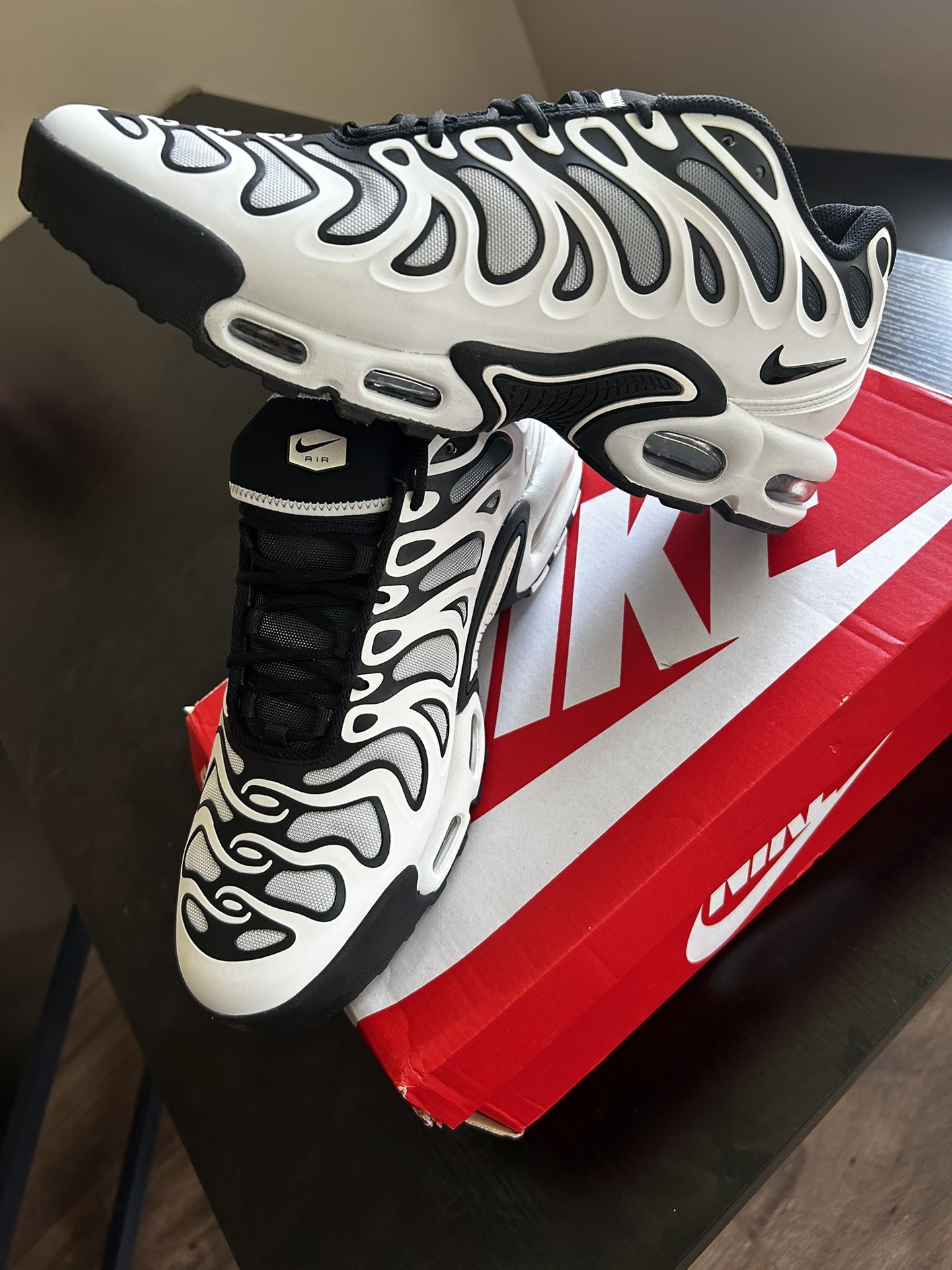 Nike Air Max Plus Drift Shoes