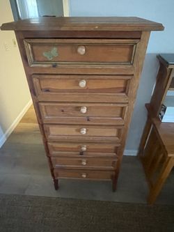 Dresser