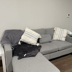 L-Shaped Sofa With Movable Ottoman Storage 