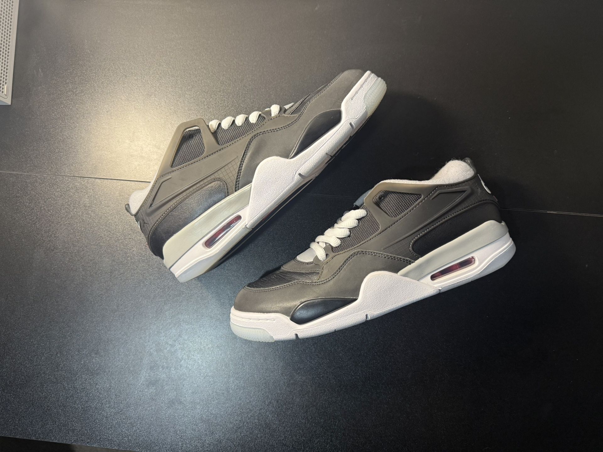 Air Jordan 4 RM ‘Black Metallic’