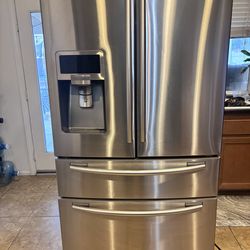 Samsung French door refrigerator