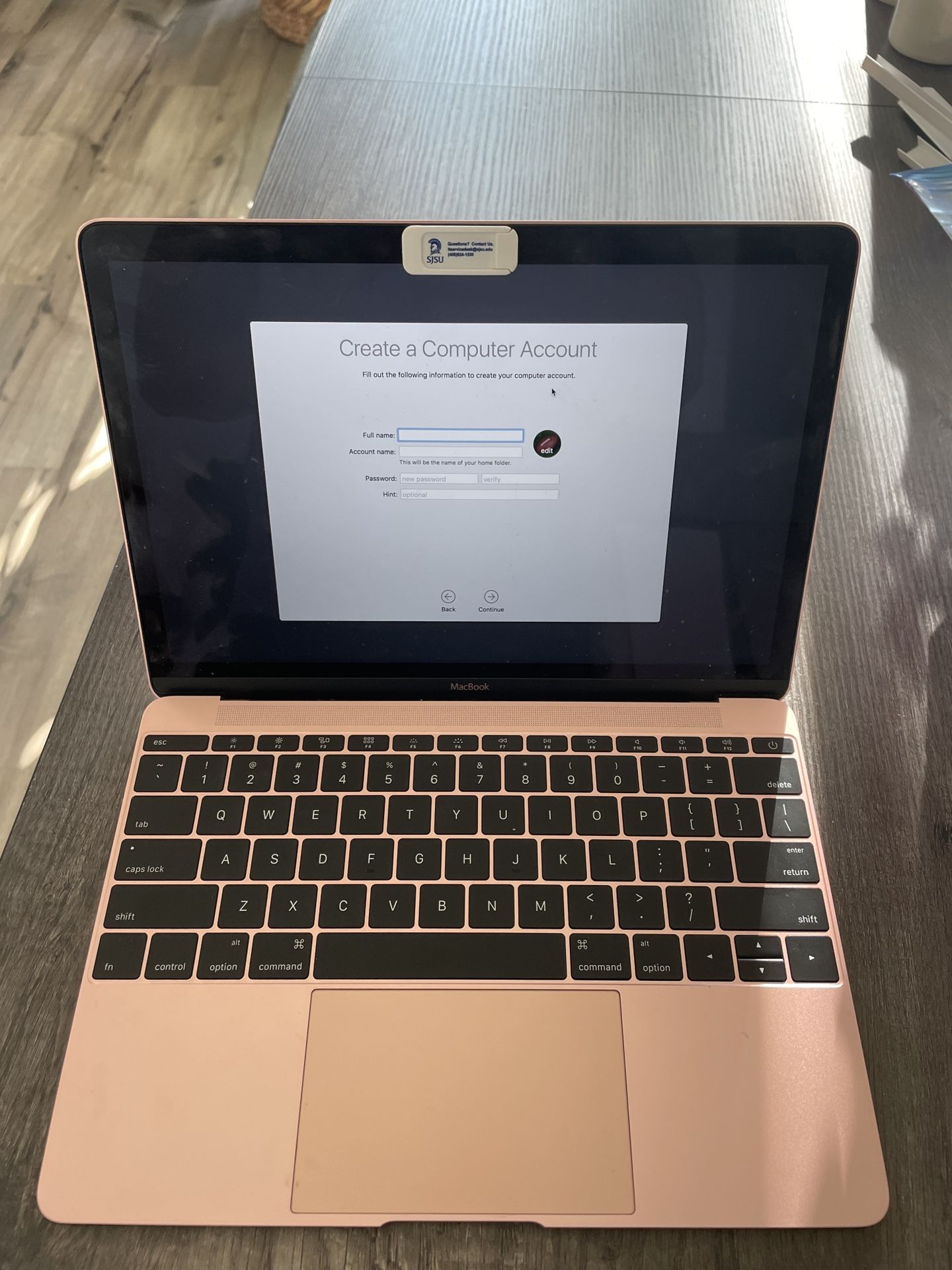 Apple 12" Retina MacBook (Early 2016, Rose Gold) 