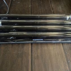 4 Black Light 60$