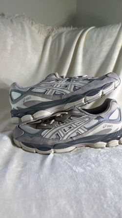 🔥 ASICS GEL NY– 10.5 US Size– 100% Authentic 🔥