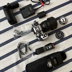 Sony A1 Kit Bundle (lens, flash, vertical grip, accessories)
