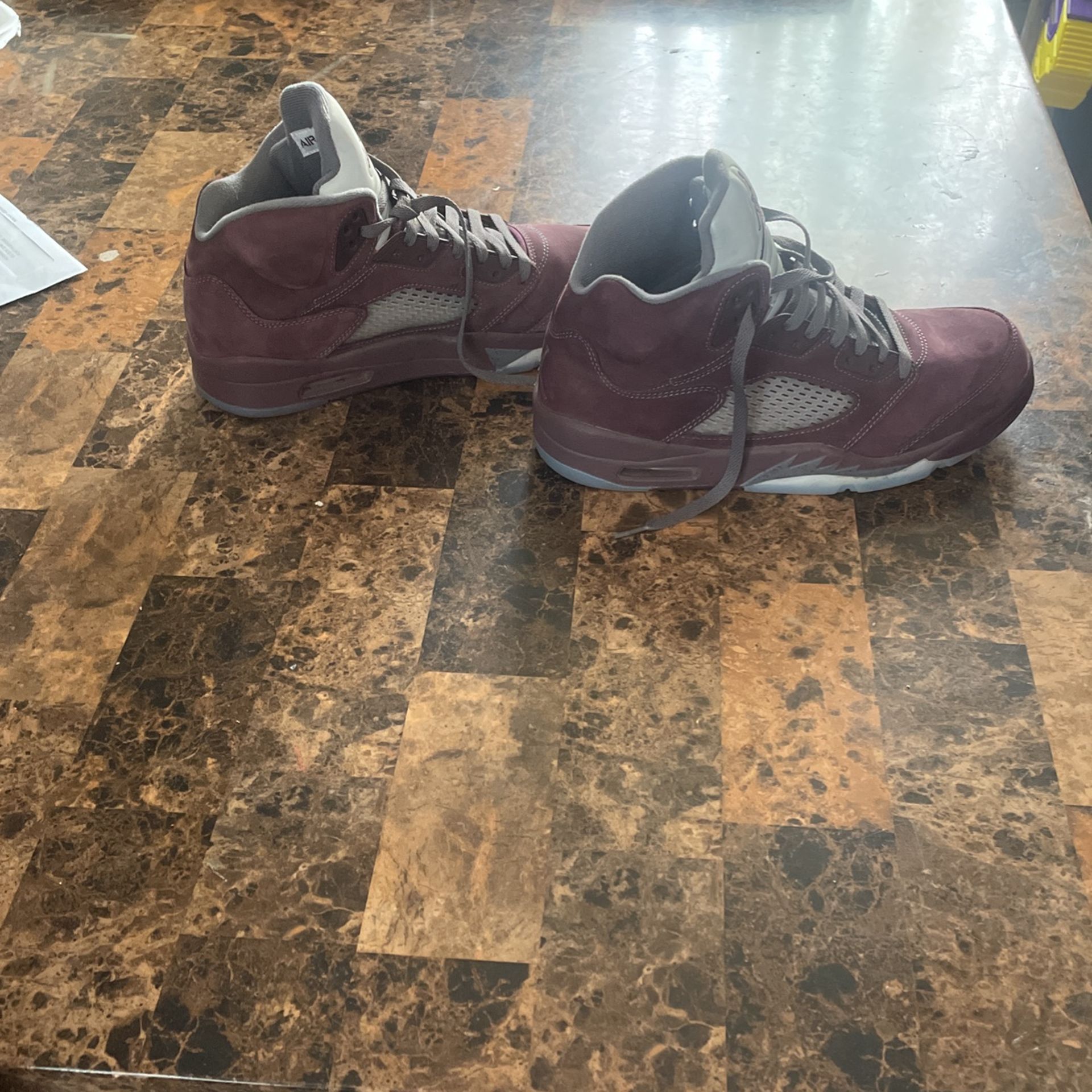 Jordan 5’s Retros SE