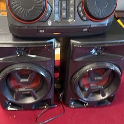 LG Mini Hi-Fi Audio System