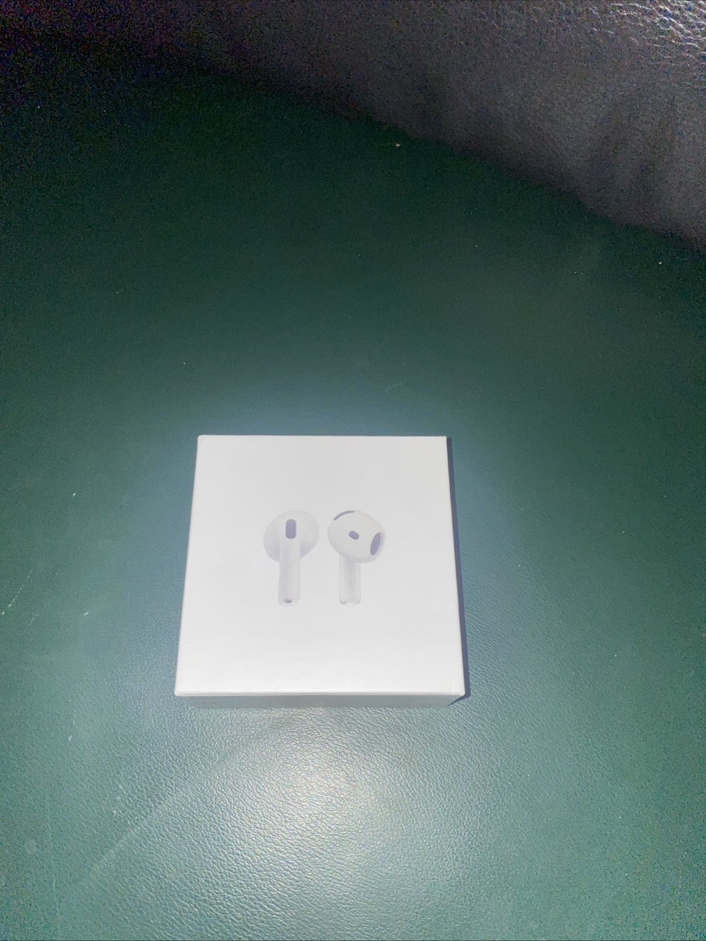 Apple AirPods (4th Generation) Wireless Earbuds with Active Noise Cancellation