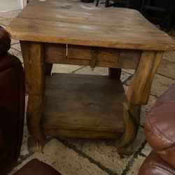 Rustic Coffee Table With Two Side Tables