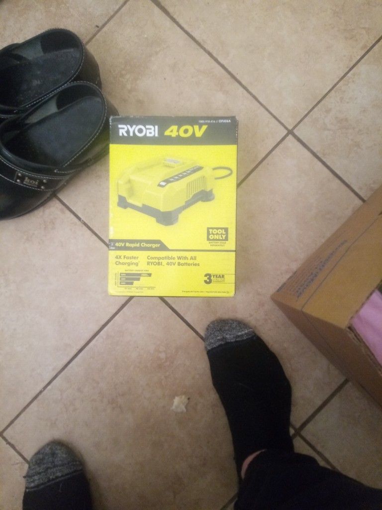 Ryobi 40 Volt Rapid. Charger