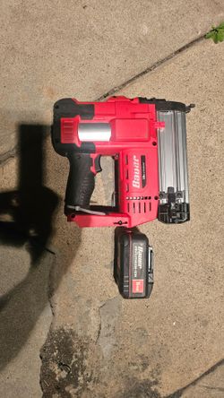 Bauer nailer & battery
