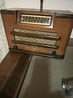 Silvertone Radionet 7035 Radio