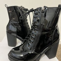 Black Boots
