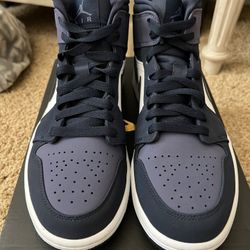 Air Jordan 1’s Sanded Purple Mids 