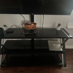 Tv Entertainment Center With Tv Mount 