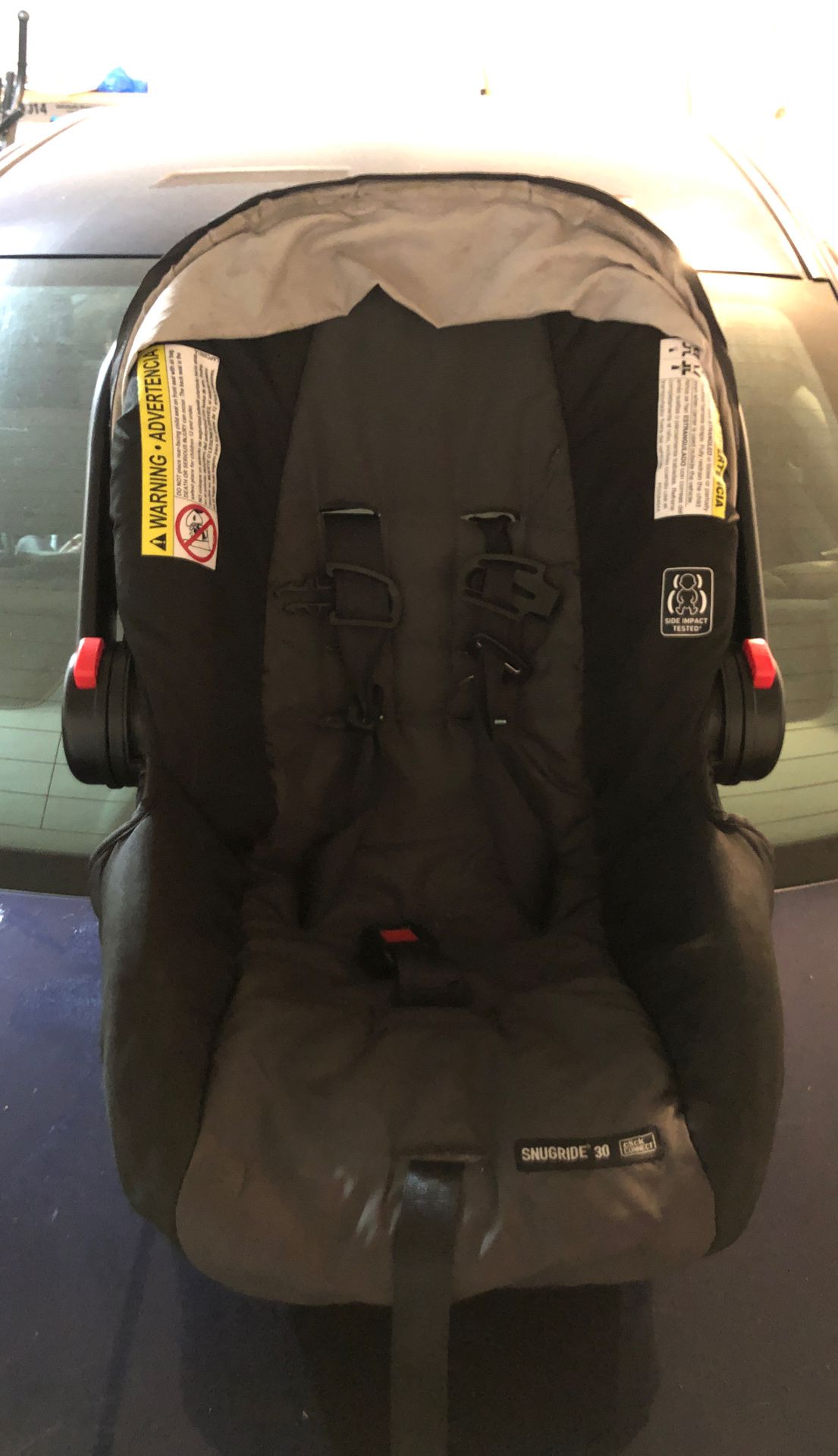 Car seat 4-30 pounds/ baby borns