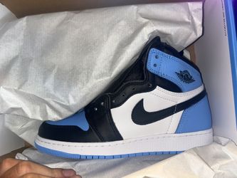 Jordan 1 UNC Toe Size 6