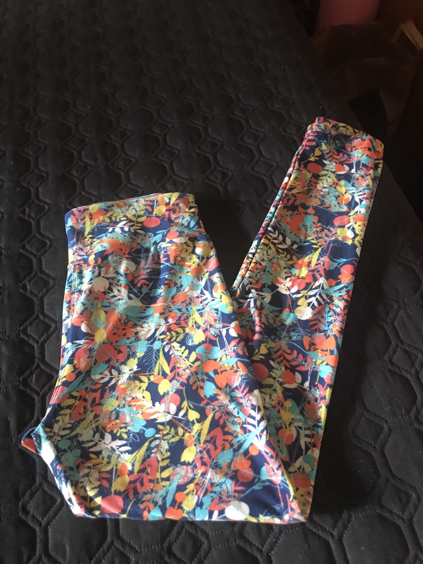 LuLaRoe Leggings- One size