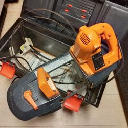 Portable Bandsaw With Blades And Case