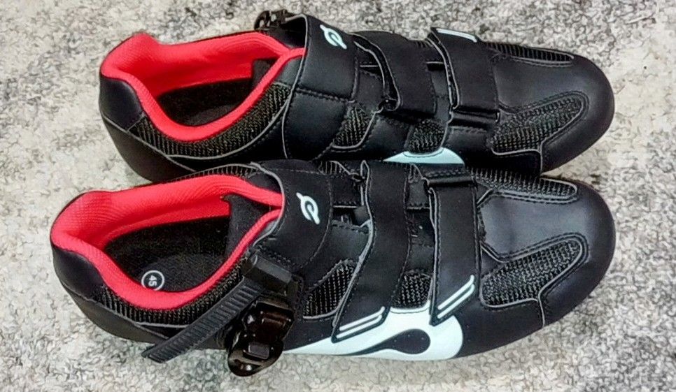 Peloton Cycling Shoes With Peloton Brand Tools
