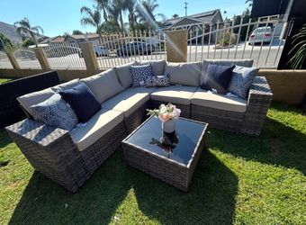 Patio furniture set outdoor new in the box