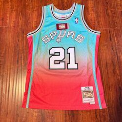 Tim Duncan Mitchell & Ness San Antonio Spurs Brand New Pink/Teal Sz Medium Men’s