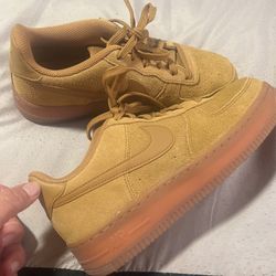Nike Air Force 1