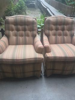 2 sofas